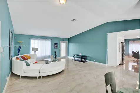 11201 NW 4th Court Plantation FL 33325