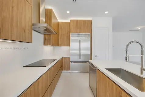 19670 NE 14th Court Miami FL 33179