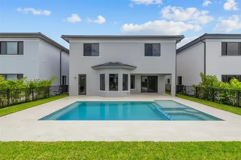 19670 NE 14th Court Miami FL 33179