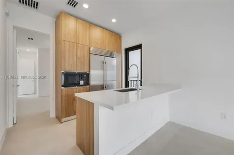 19670 NE 14th Court Miami FL 33179