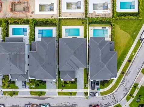 19670 NE 14th Court Miami FL 33179