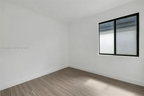 19670 NE 14th Court Miami FL 33179