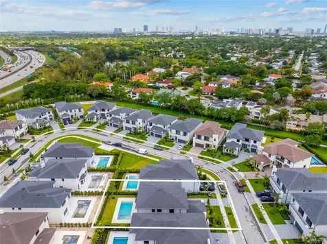 19670 NE 14th Court Miami FL 33179