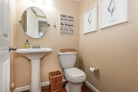 4948 Windward Way Dania Beach FL 33312