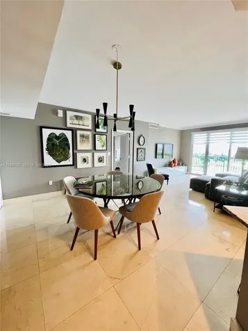 20000 E Country Club Drive Aventura FL 33180