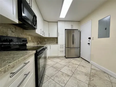 1833 S Ocean Drive Hallandale Beach FL 33009