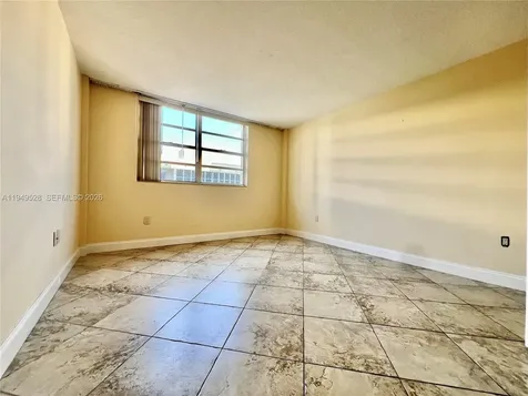 1833 S Ocean Drive Hallandale Beach FL 33009
