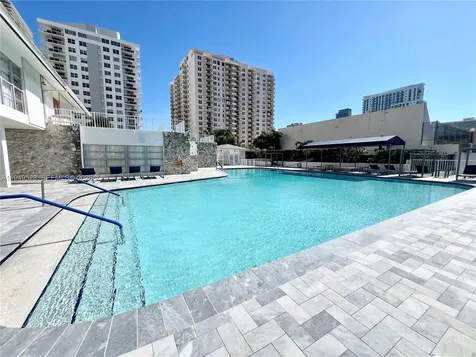 1833 S Ocean Drive Hallandale Beach FL 33009