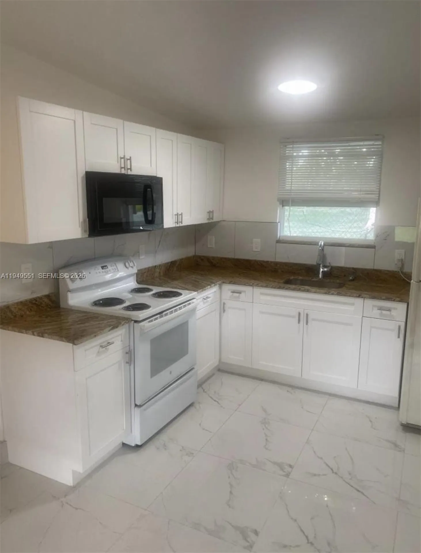 6045 Buchanan Street Hollywood FL 33024