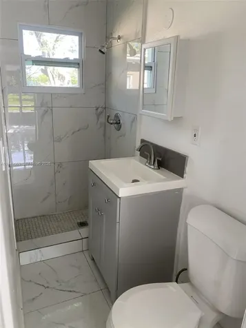 6045 Buchanan Street Hollywood FL 33024