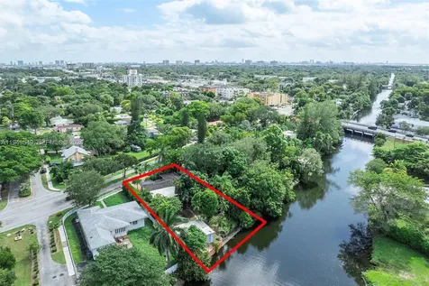 12660 Griffing Boulevard North Miami FL 33161