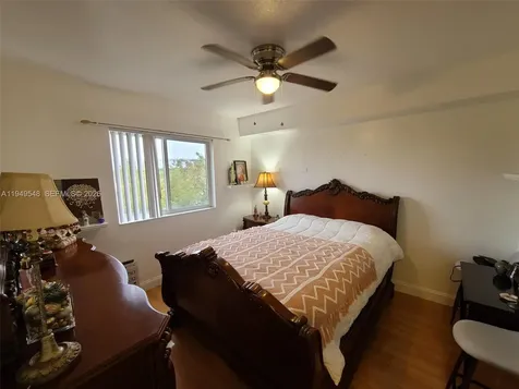 11060 SW 196th Street Cutler Bay FL 33157