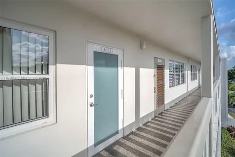 4051 N Newport N Deerfield Beach FL 33442