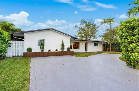 5111 Adams Street Hollywood FL 33021