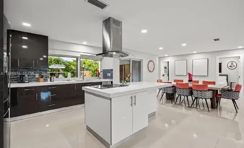 5111 Adams Street Hollywood FL 33021