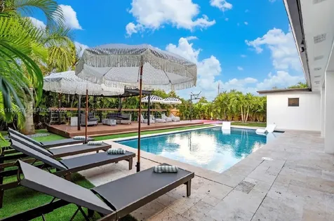 5111 Adams Street Hollywood FL 33021