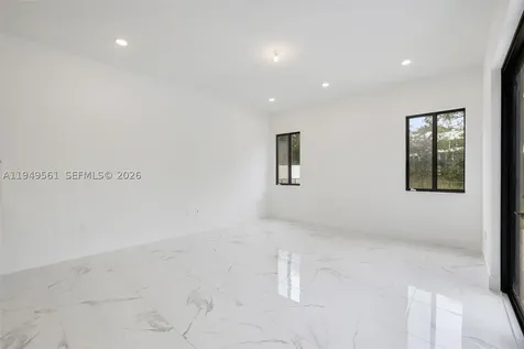 19749 NE 16th Place Miami FL 33179