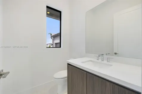 19749 NE 16th Place Miami FL 33179