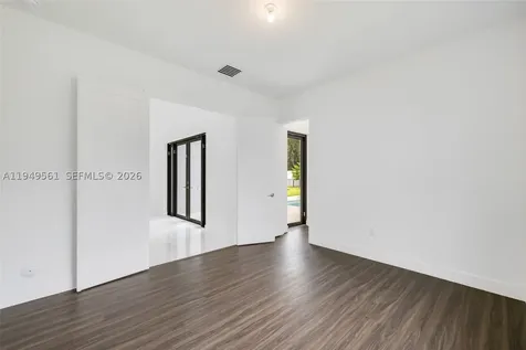 19749 NE 16th Place Miami FL 33179