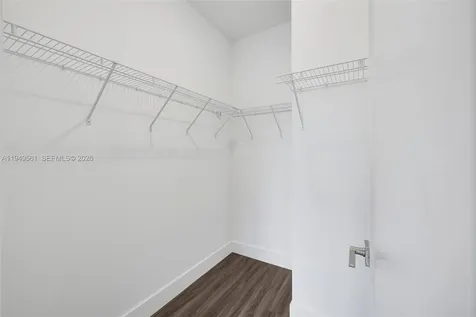 19749 NE 16th Place Miami FL 33179