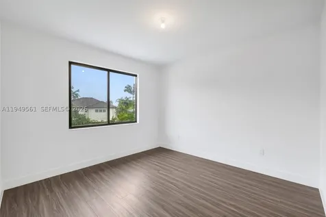 19749 NE 16th Place Miami FL 33179