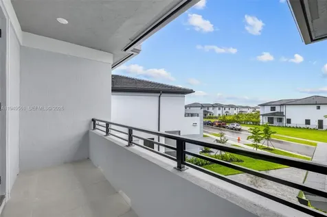 19749 NE 16th Place Miami FL 33179