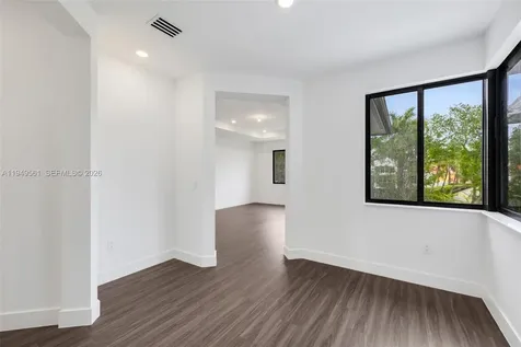 19749 NE 16th Place Miami FL 33179