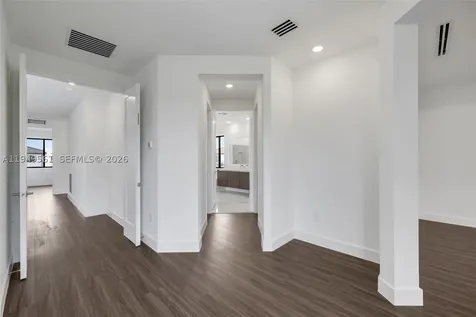 19749 NE 16th Place Miami FL 33179