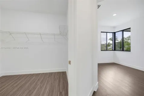 19749 NE 16th Place Miami FL 33179