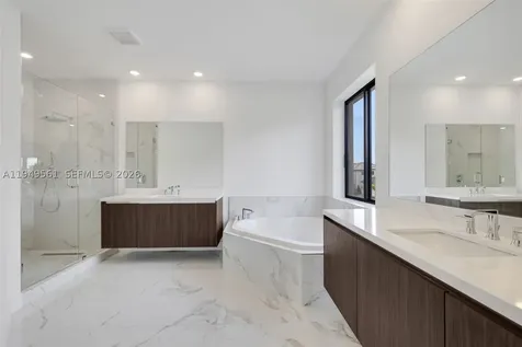 19749 NE 16th Place Miami FL 33179
