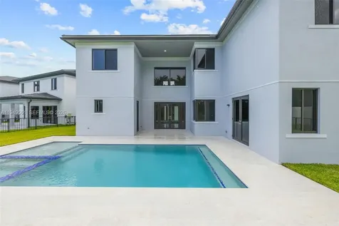 19749 NE 16th Place Miami FL 33179