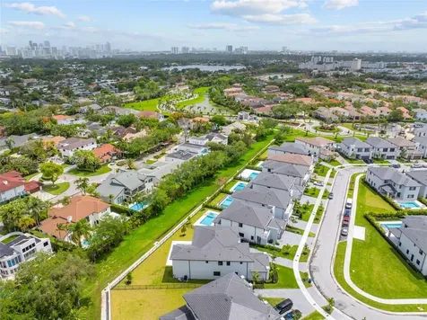 19749 NE 16th Place Miami FL 33179