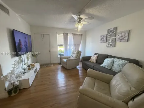 10054 Winding Lake Road Sunrise FL 33351