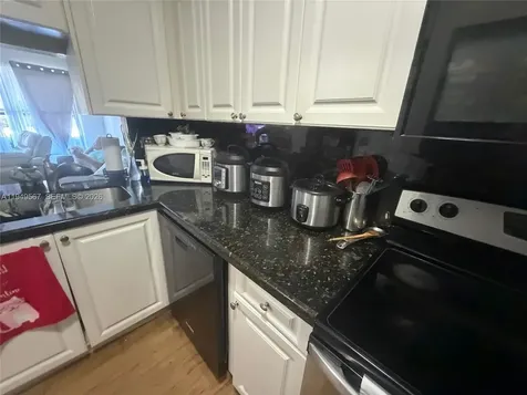 10054 Winding Lake Road Sunrise FL 33351