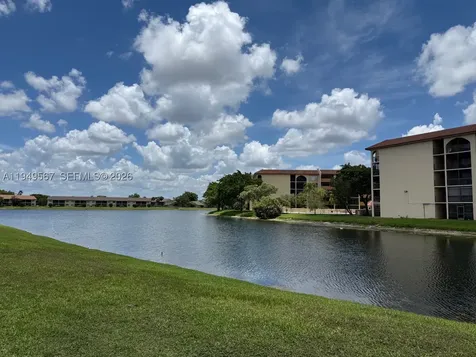 10054 Winding Lake Road Sunrise FL 33351