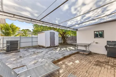 818 NW 47th Street Miami FL 33127