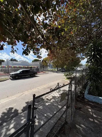 2341 SW 9th Street Miami FL 33135