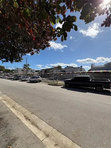 2341 SW 9th Street Miami FL 33135