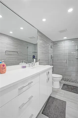 401 Golden Isles Drive Hallandale Beach FL 33009
