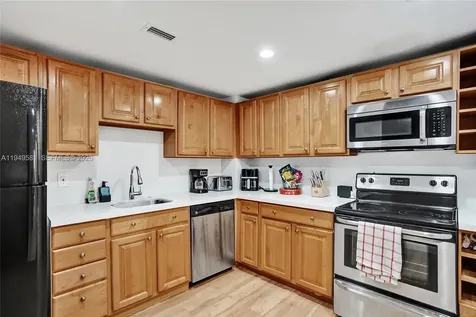 401 Golden Isles Drive Hallandale Beach FL 33009