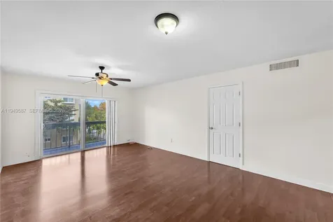 7820 Camino Real Miami FL 33143