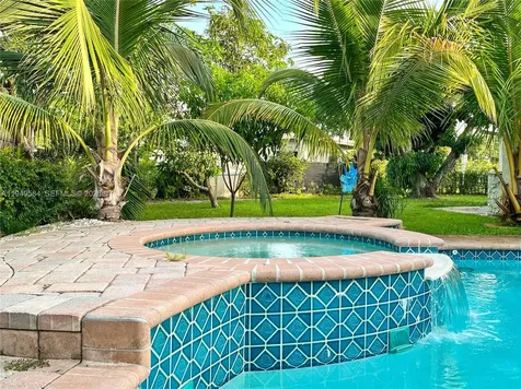 3390 SW 21st Street Fort Lauderdale FL 33312