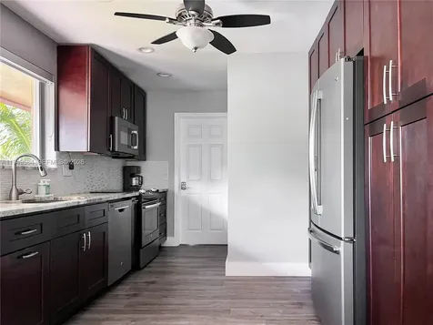 3390 SW 21st Street Fort Lauderdale FL 33312