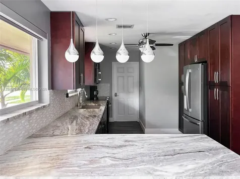 3390 SW 21st Street Fort Lauderdale FL 33312