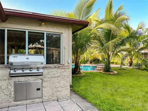 3390 SW 21st Street Fort Lauderdale FL 33312