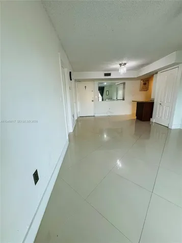 4717 NW 7th Street Miami FL 33126