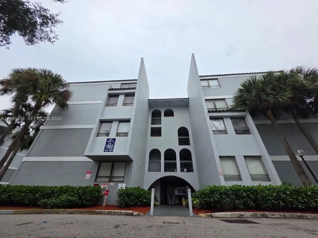 1880 N Congress Avenue West Palm Beach FL 33401