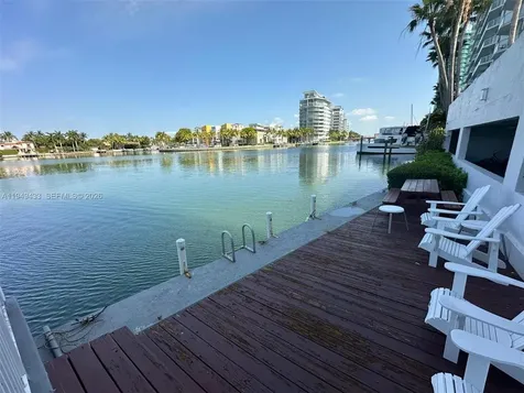 5880 Collins Avenue Miami Beach FL 33140
