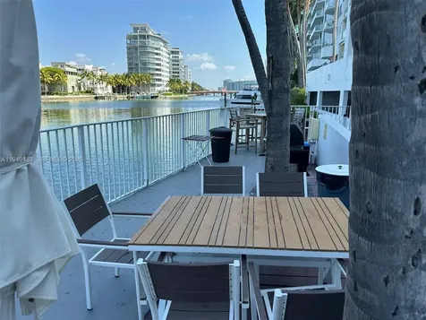 5880 Collins Avenue Miami Beach FL 33140