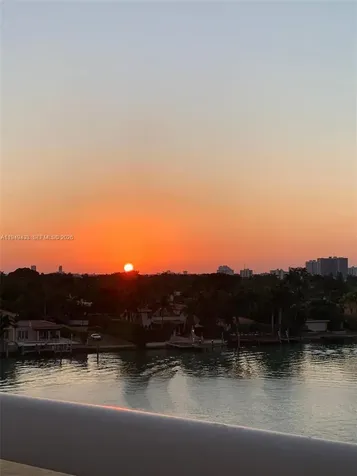 5880 Collins Avenue Miami Beach FL 33140